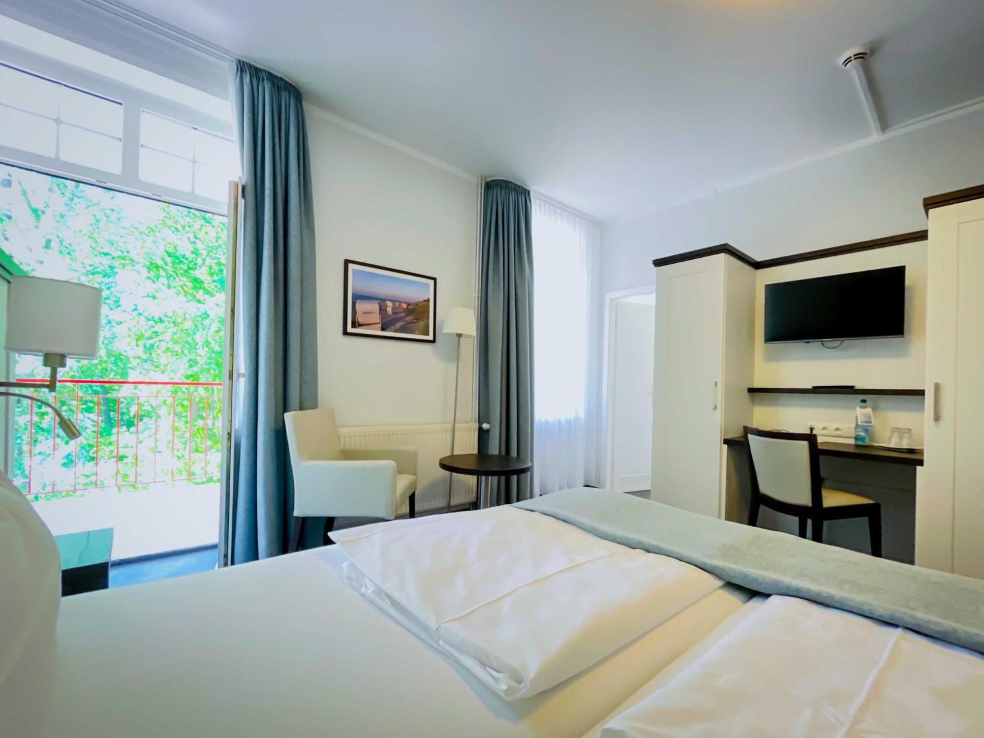 Strandhotel Граал-Мюриц Екстериор снимка